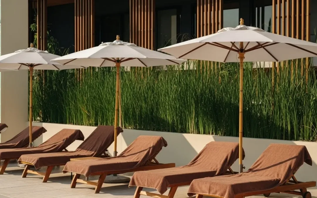 Parasol de terrasse en aluminium ou en bois : quel cadre dure le plus longtemps ?